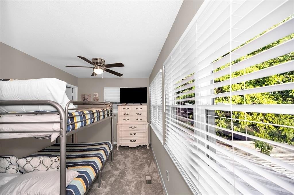 107 Lancelot Dr - Photo 5 of 26