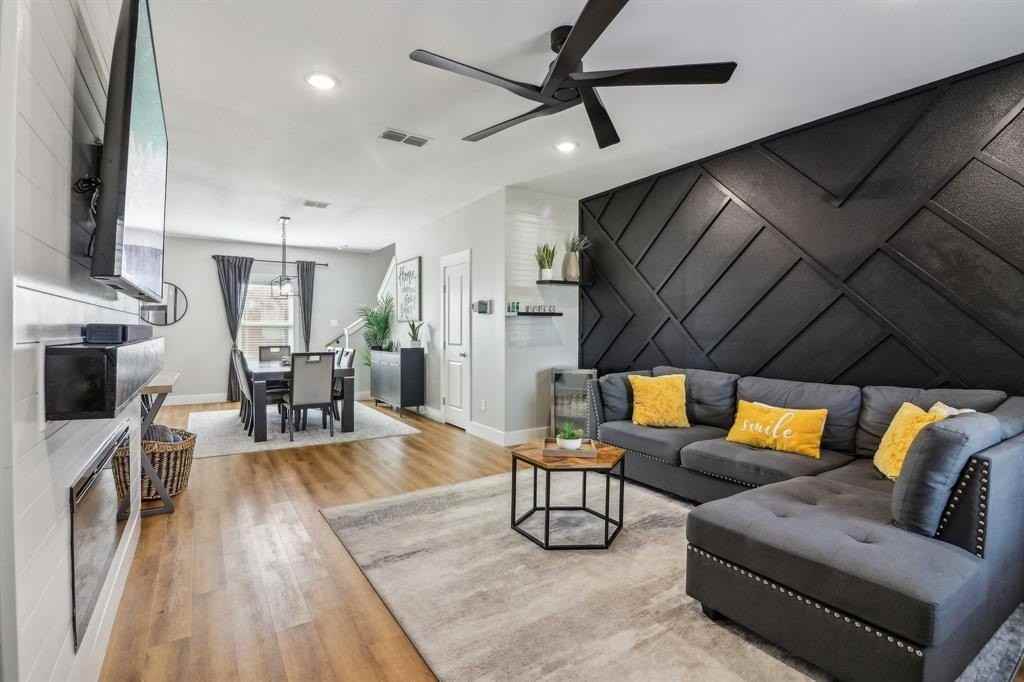 6165 River Pointe Dr - Photo 6 of 23