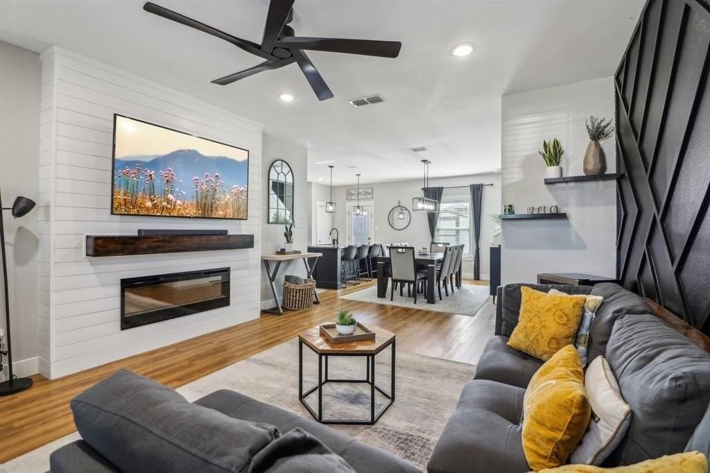 6165 River Pointe Dr - Photo 7 of 23