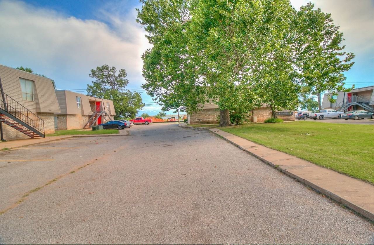 7317 Melrose Ln #D - Photo 6 of 24