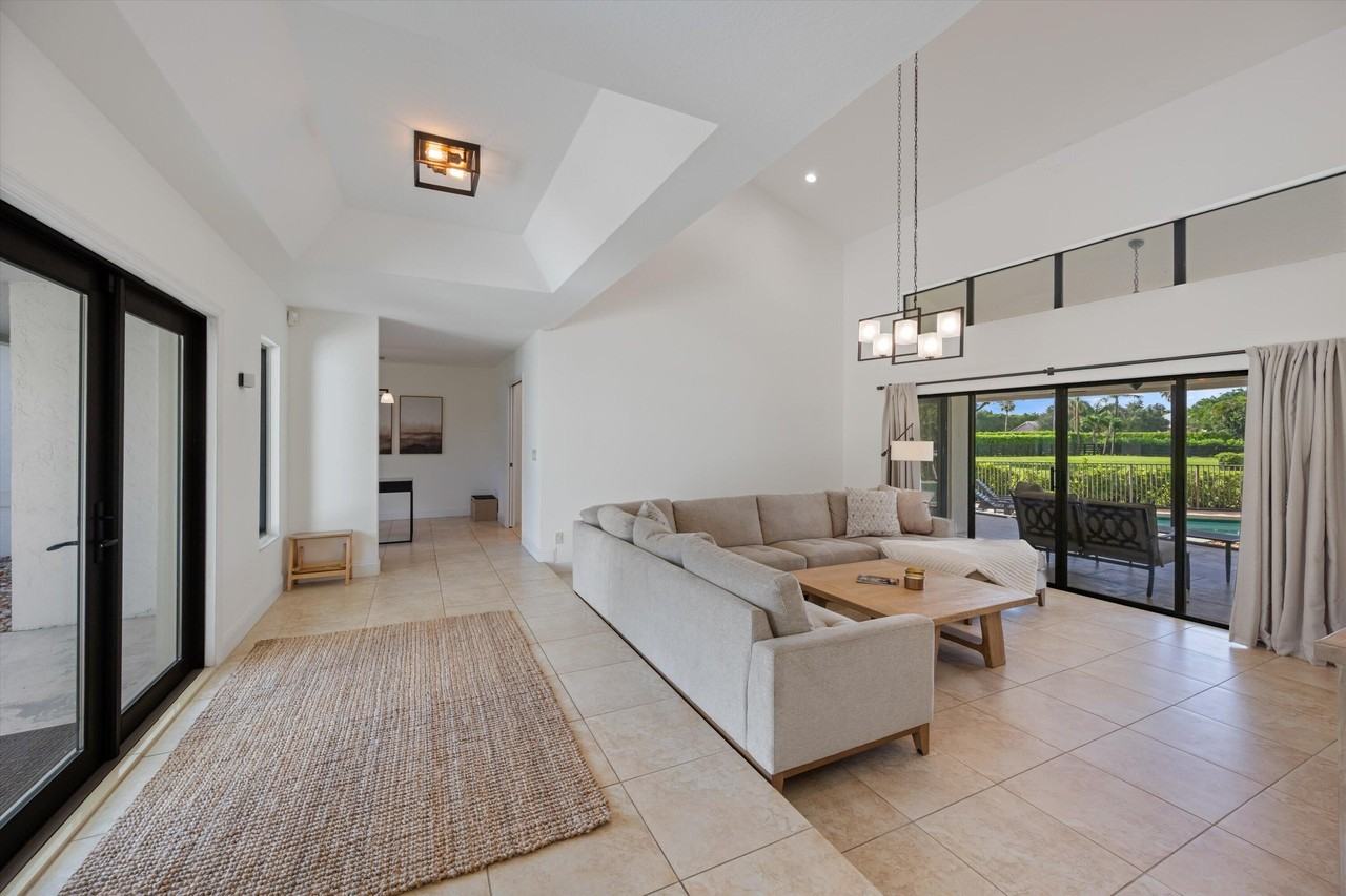 14596 Belmont Trce - Photo 6 of 21