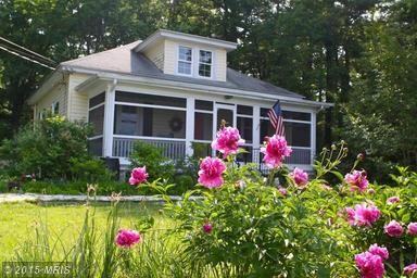 6781 Hopkins Neck Rd - Photo 2 of 18