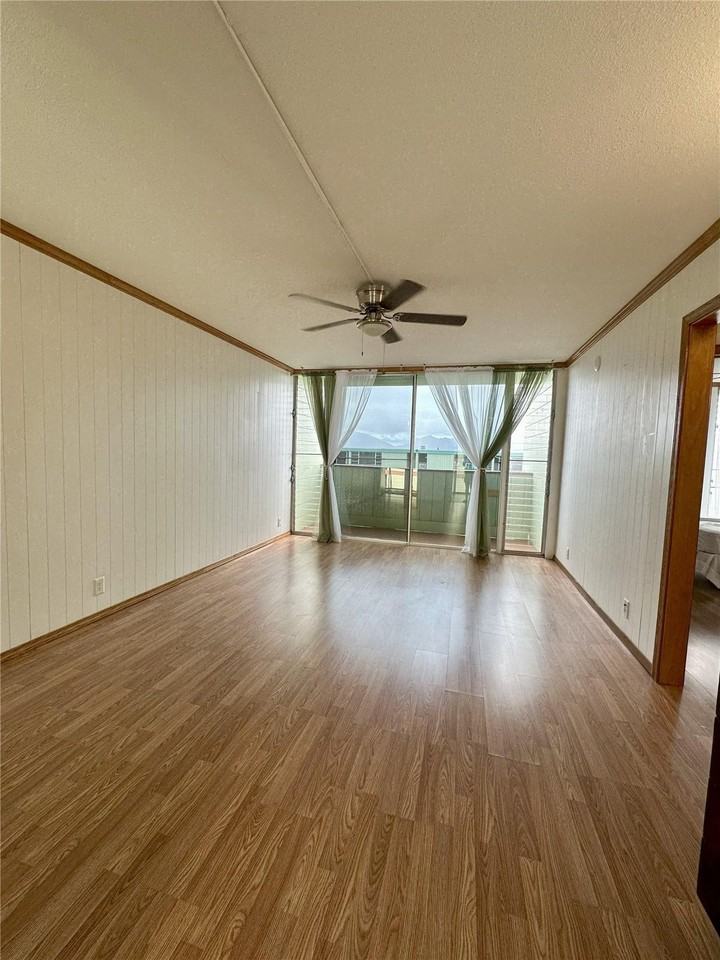 1045 Aheahe Ave - Photo 2 of 10