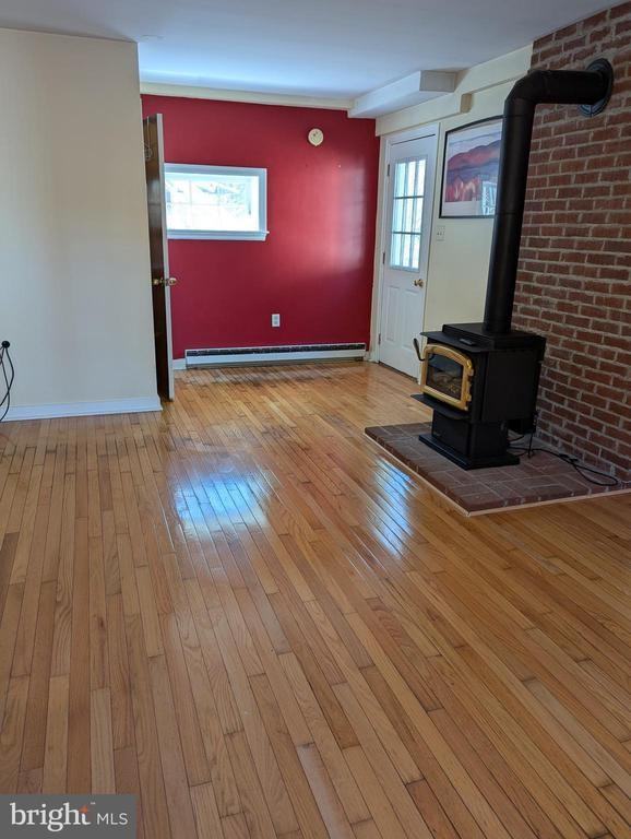 265 Windy Bush Rd - Photo 6 of 27