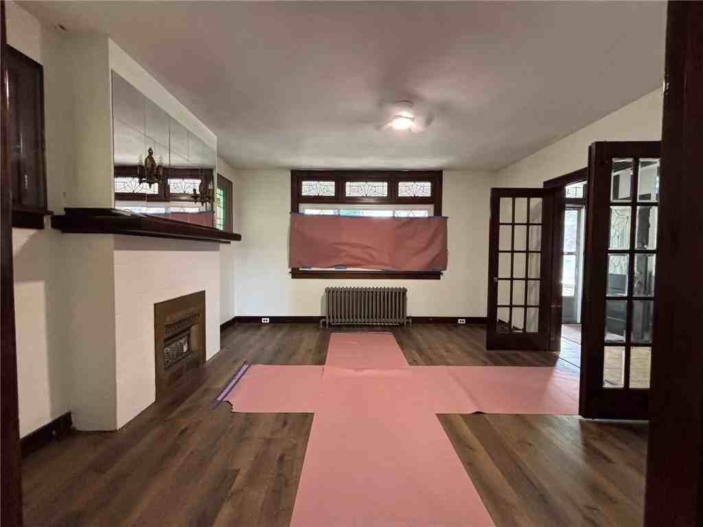 2728 Woodstock Ave - Photo 2 of 13