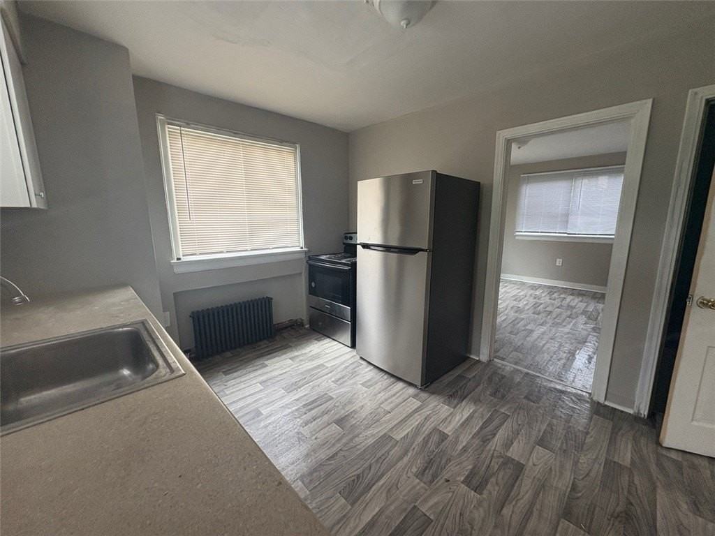 560 Wylie Ave - Photo 4 of 13