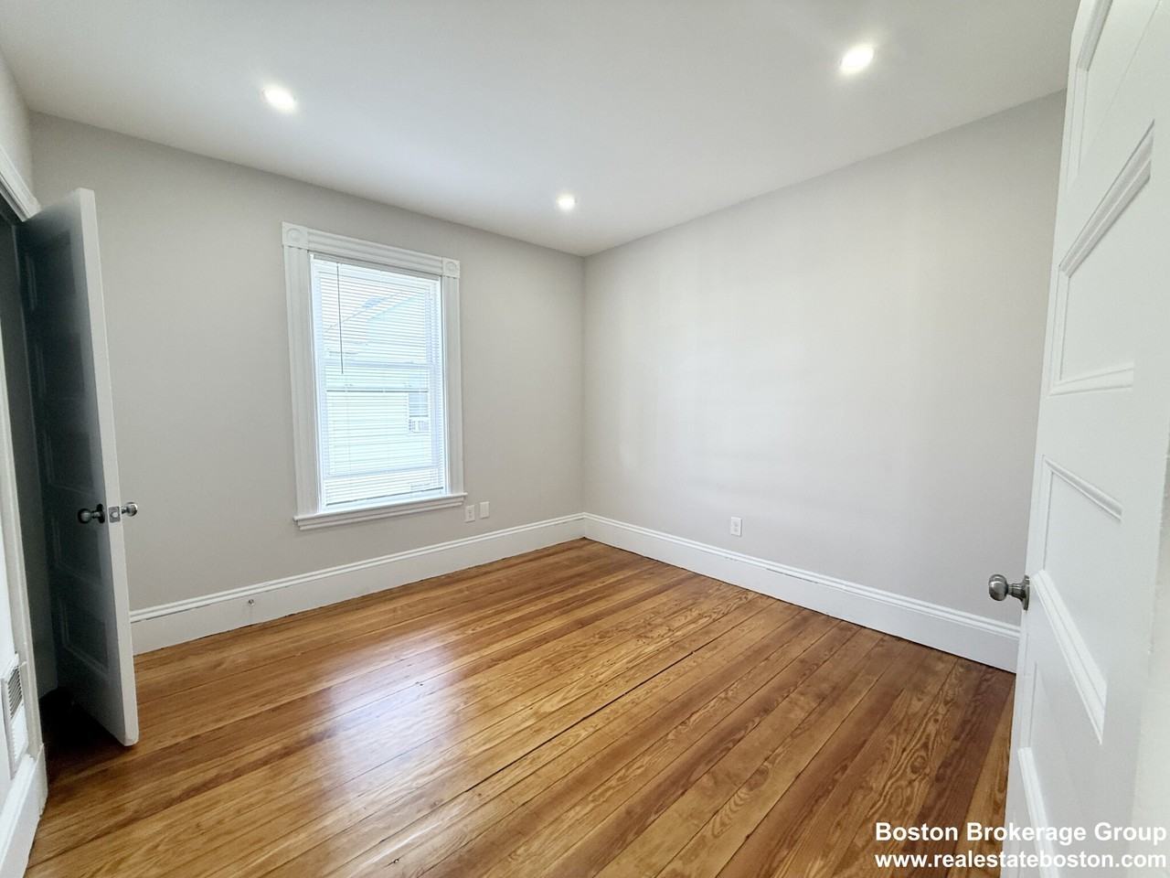 71 Saxton St #3 - Photo 6 of 11