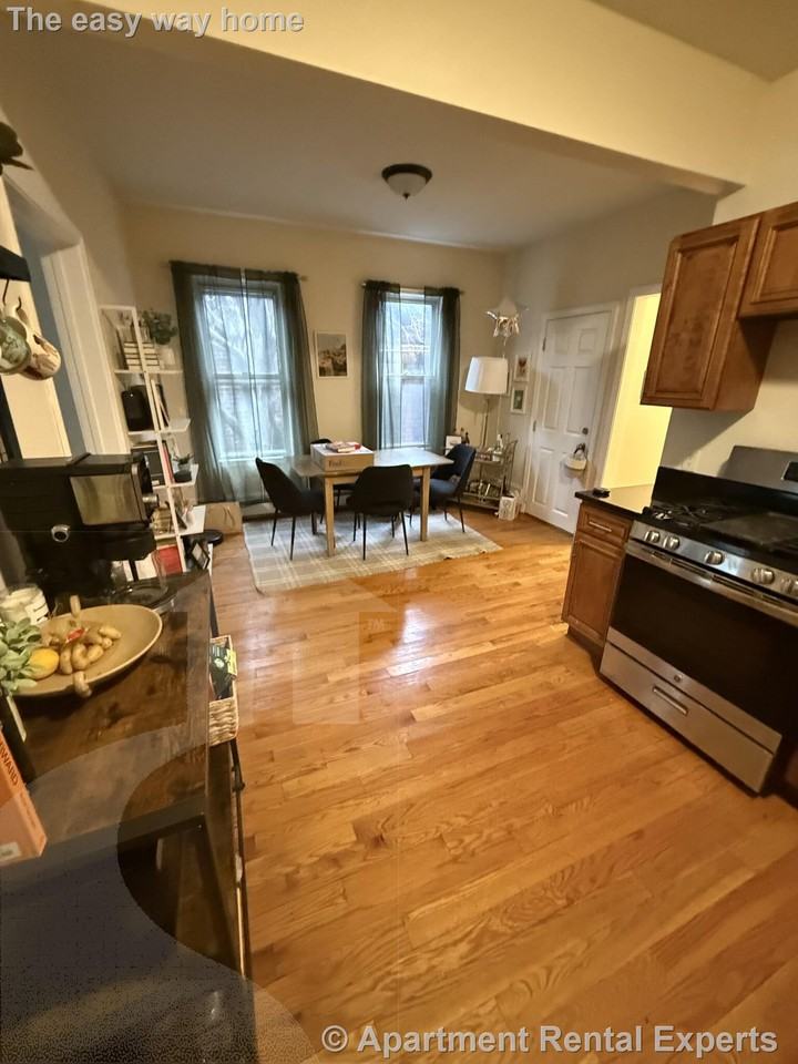 58 Medford St #1 - Photo 4 of 16