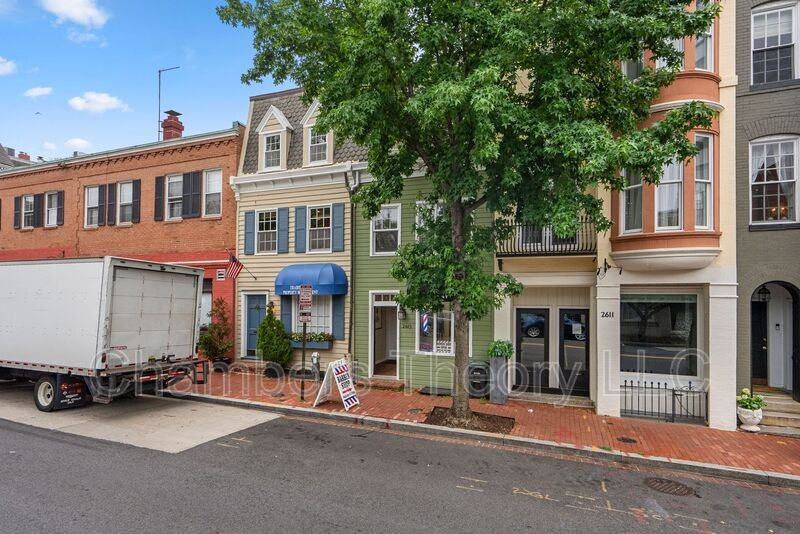 2613 P St Nw #2 - Photo 3 of 28