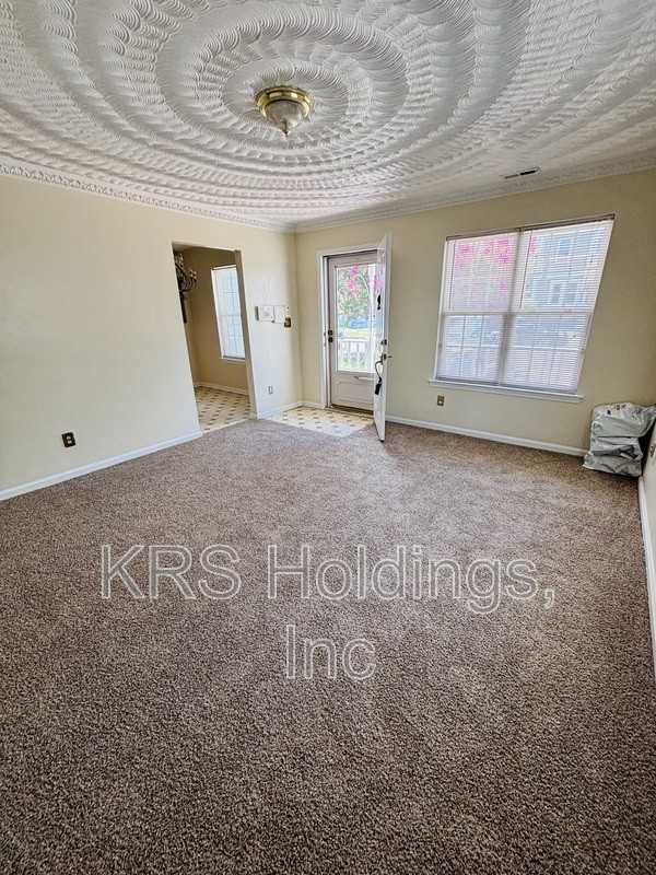 806 Whitehead Ave - Photo 3 of 10