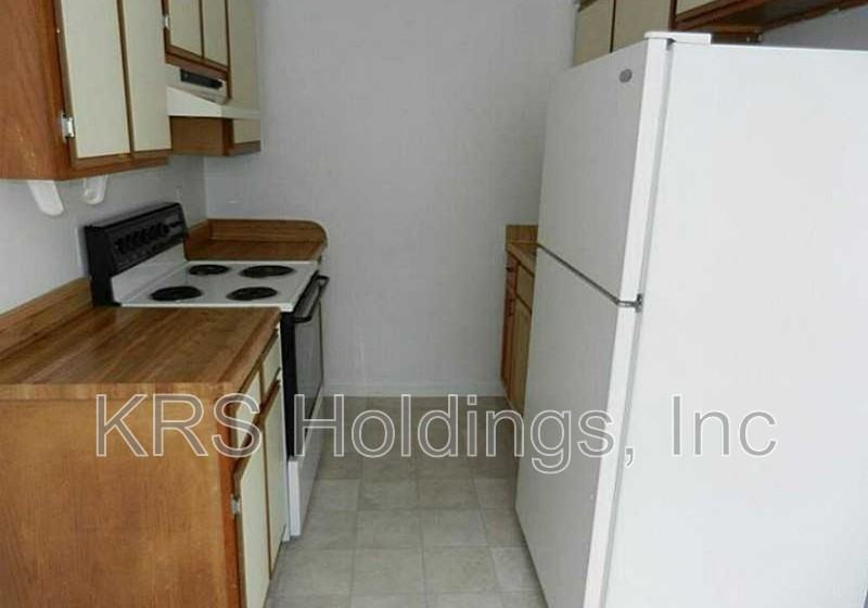 7447 Fenner St #1 - Photo 4 of 6