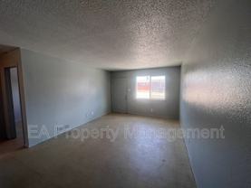 423 Dallas St Se #3 - Photo 1 of 1