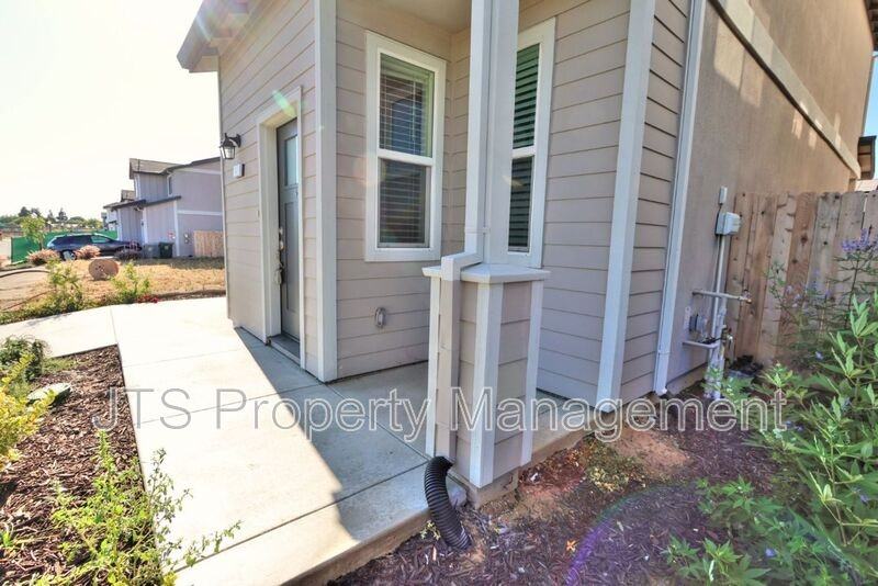 47 Brookbay Way - Photo 3 of 50