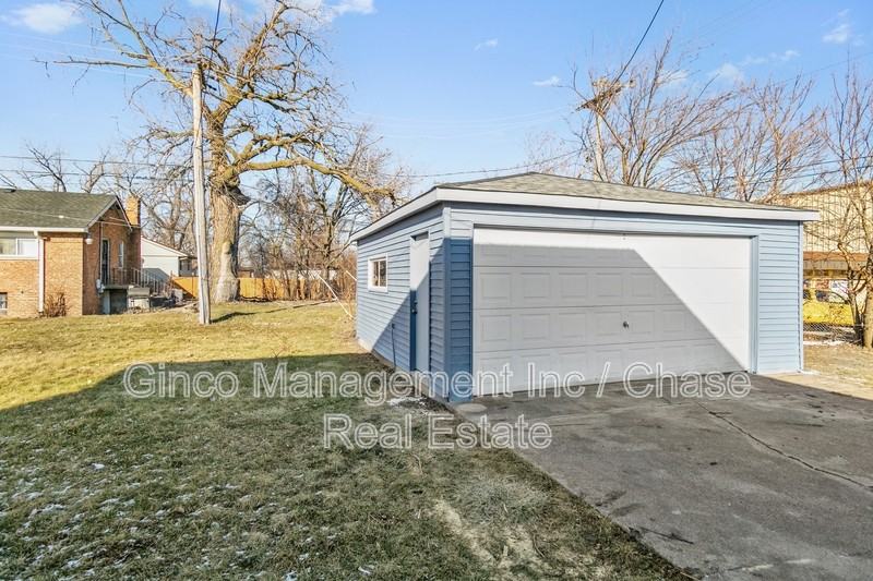 922 E 155th St - Photo 2 of 10