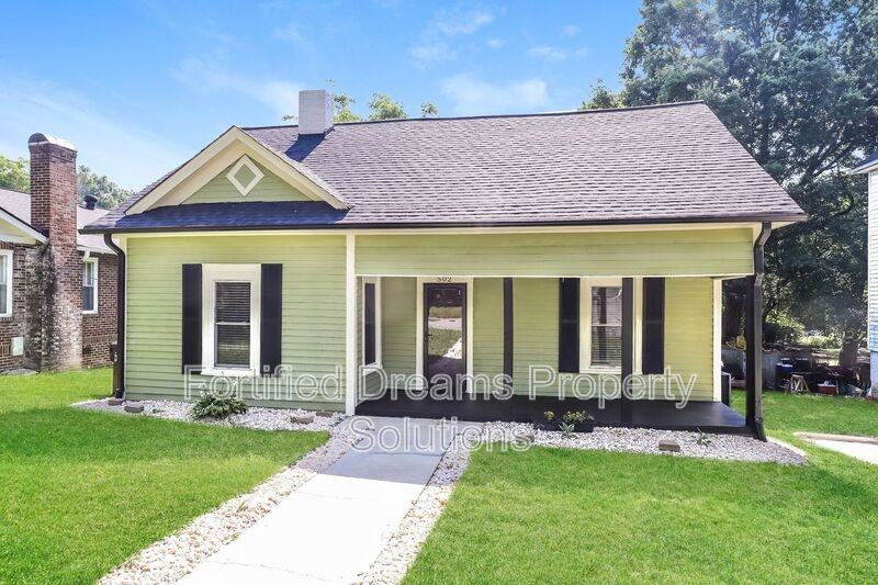 502 Denny St - Photo 2 of 19