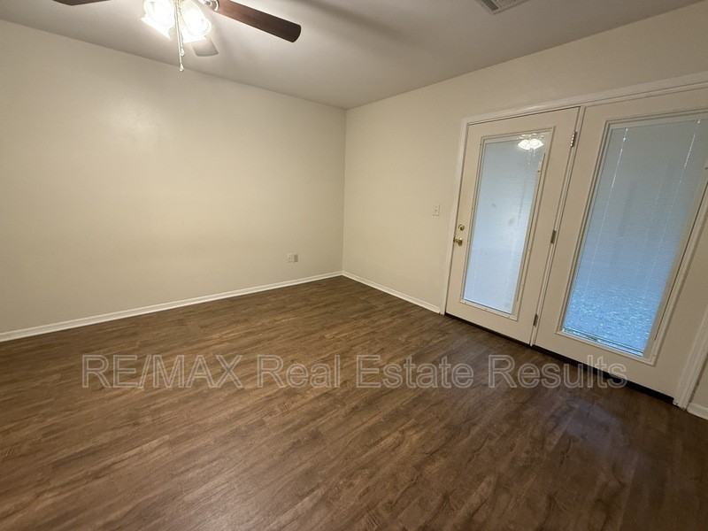 1206 Whipporwill Ln #B - Photo 6 of 10