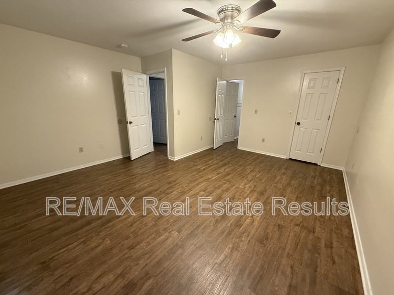 1206 Whipporwill Ln #B - Photo 7 of 10