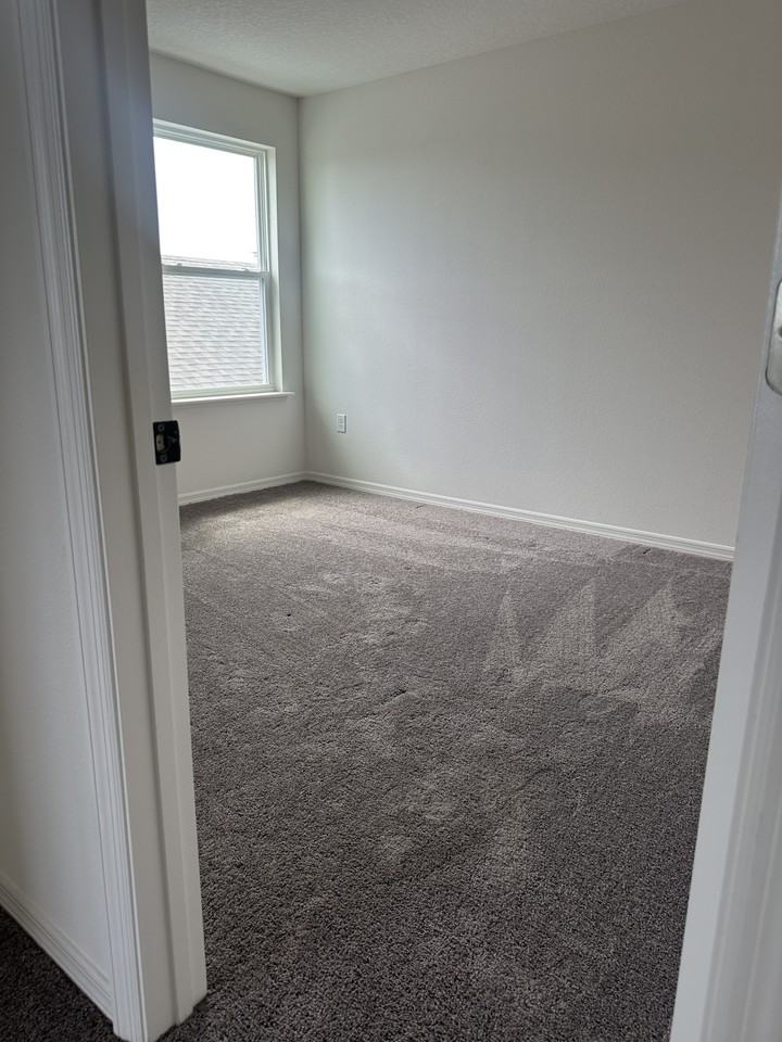 5551 Maddie Dr - Photo 6 of 21