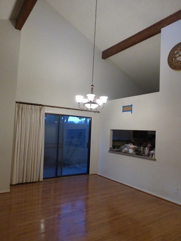 2149 Clubhouse Dr - Photo 4 of 16