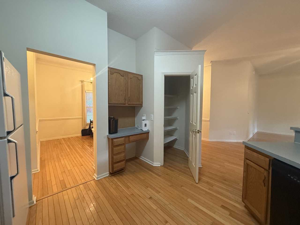 516 Tysons Forest Dr #NA - Photo 6 of 19