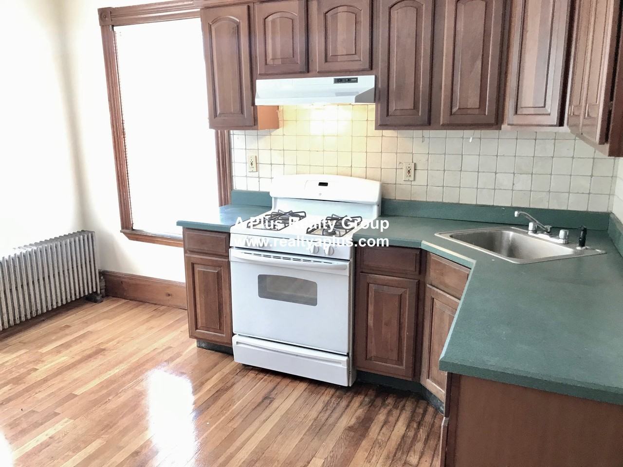 Centre St #2 - Photo 2 of 19