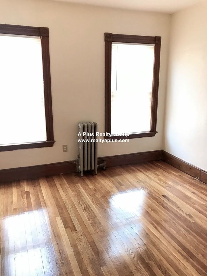 Centre St #2 - Photo 6 of 19