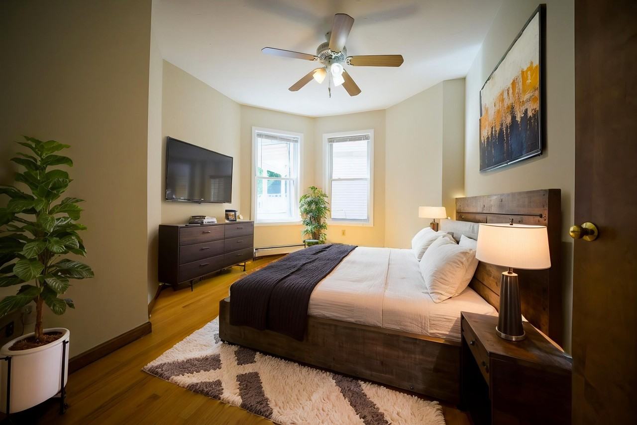 95 Kilsyth Rd #1 - Photo 2 of 15