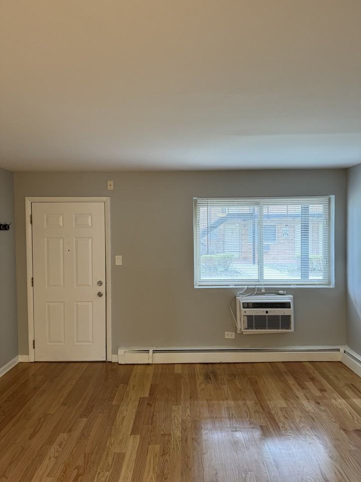 8504 Waukegan Rd #01 - Photo 6 of 13