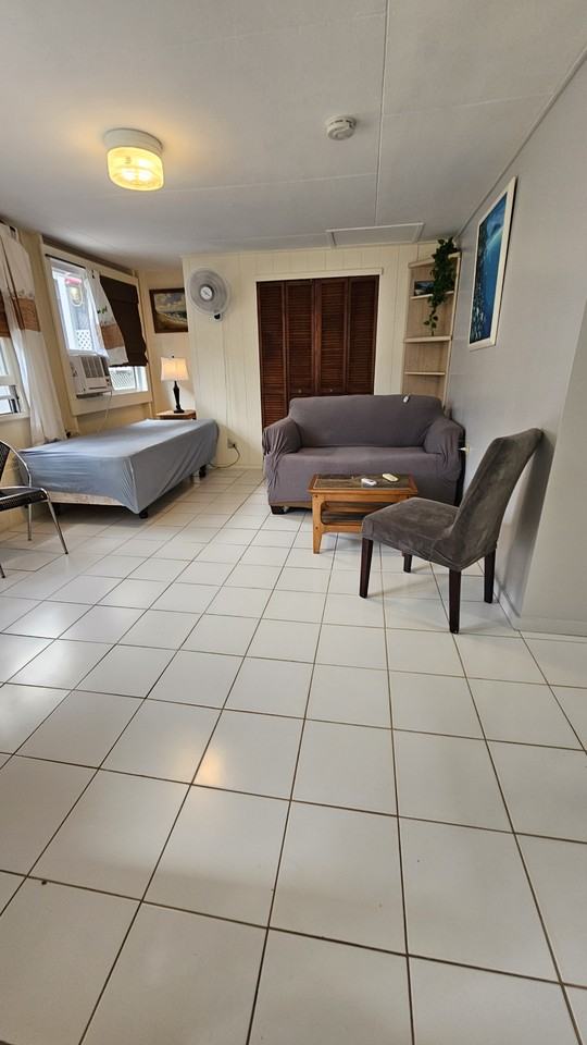 441 Kuliouou Rd #D - Photo 6 of 31