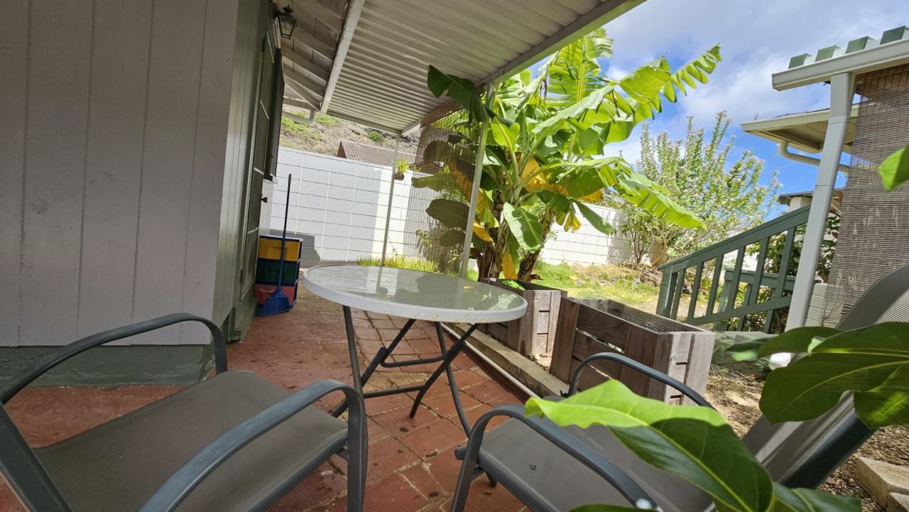 441 Kuliouou Rd #D - Photo 5 of 31