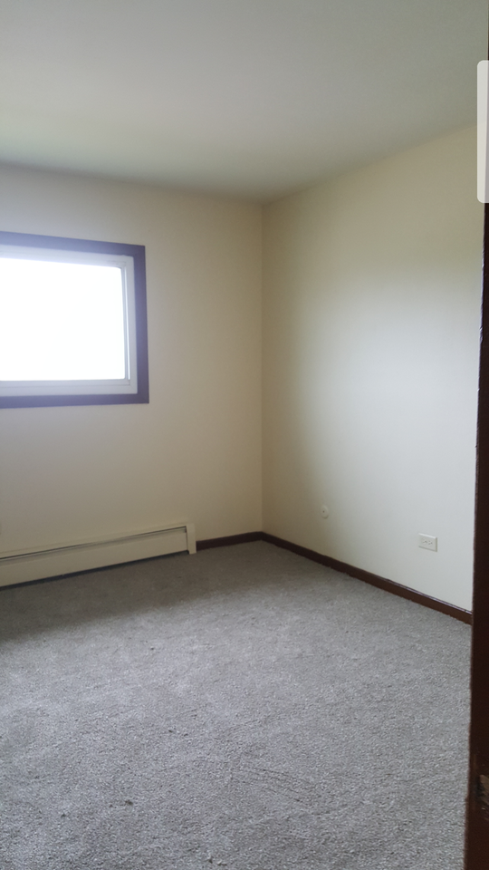 2790 E State St #2EAST - Photo 7 of 30