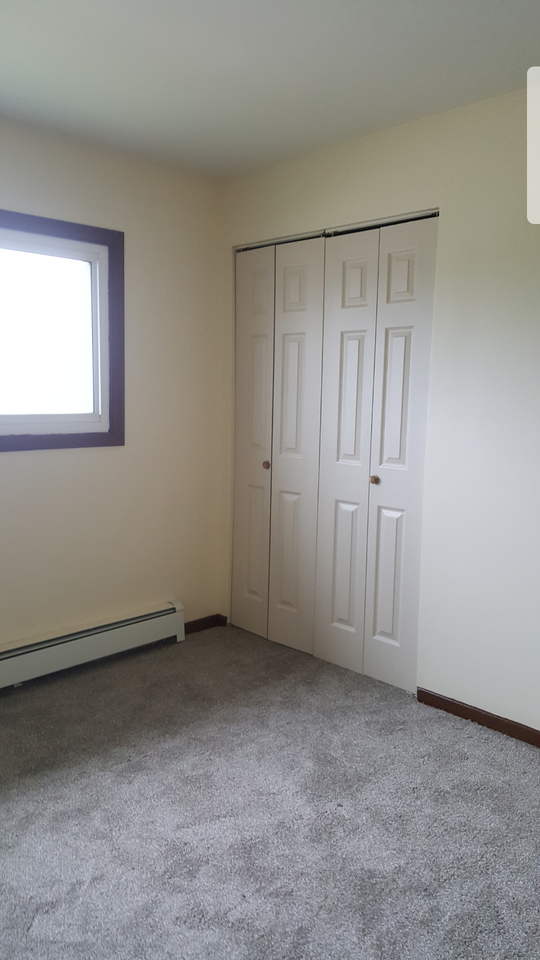 2790 E State St #2EAST - Photo 5 of 27
