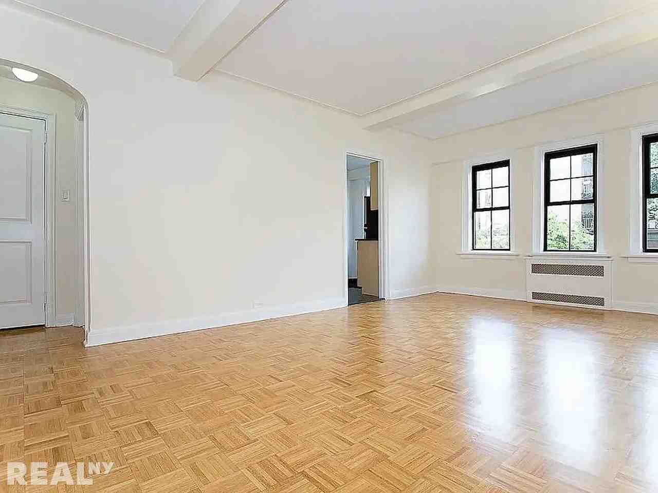 Christopher St #2G - Photo 2 of 8