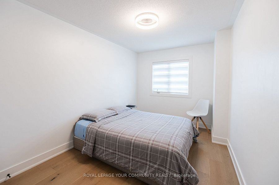 54 Frederick Taylor Way - Photo 3 of 30