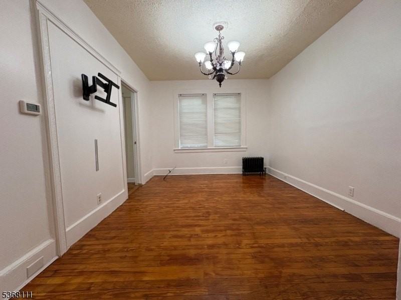 479 20th St - Photo 3 of 12