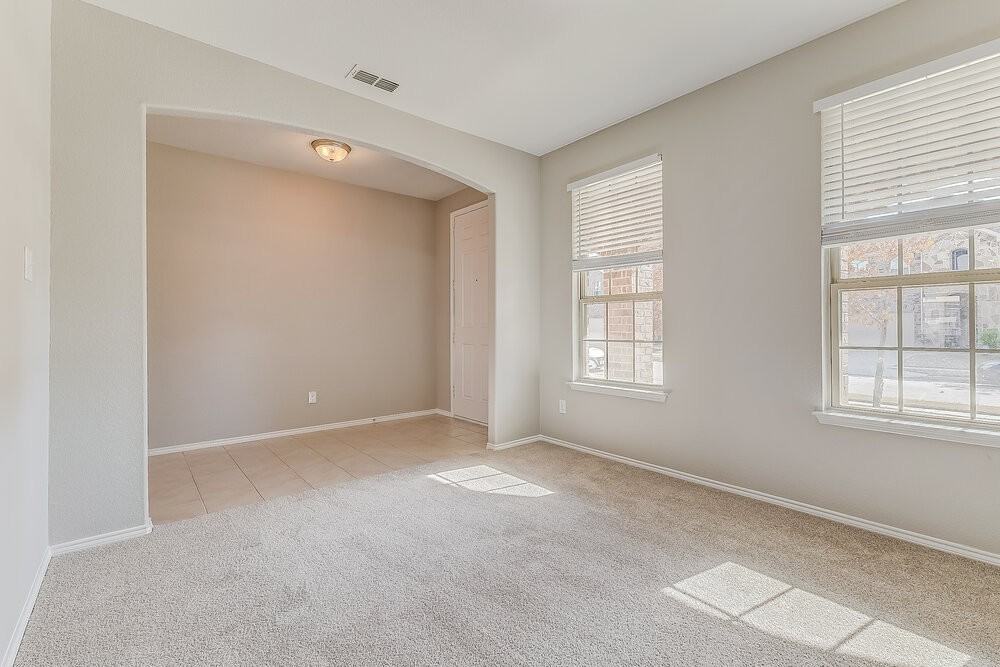 4208 Glen Abbey Dr - Photo 5 of 17