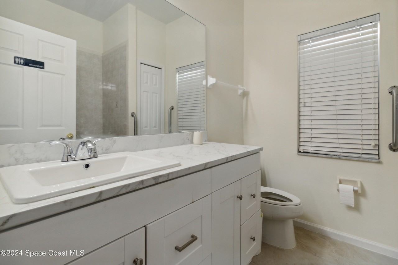 1581 Zaffer St Nw - Photo 6 of 14