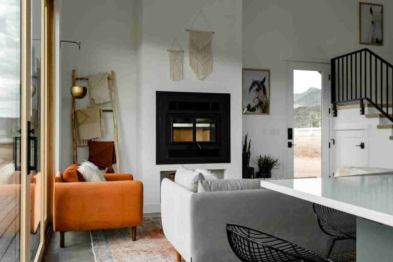 2387 E 2500 S #1072451P - Photo 2 of 30