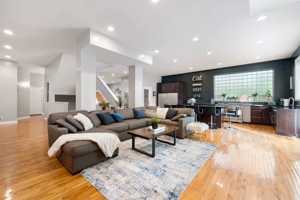featured image of 2630 S Throop St