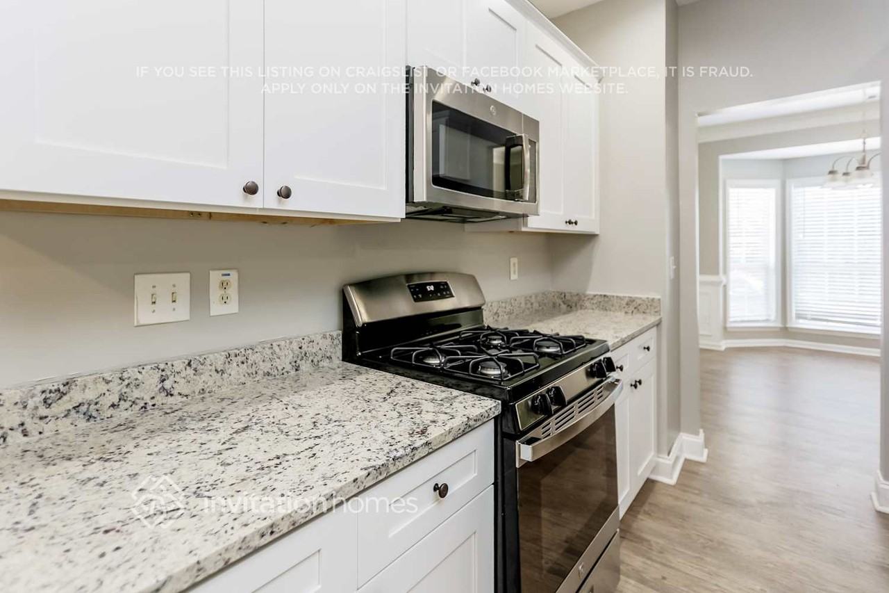 2231 Creekway Dr - Photo 7 of 17