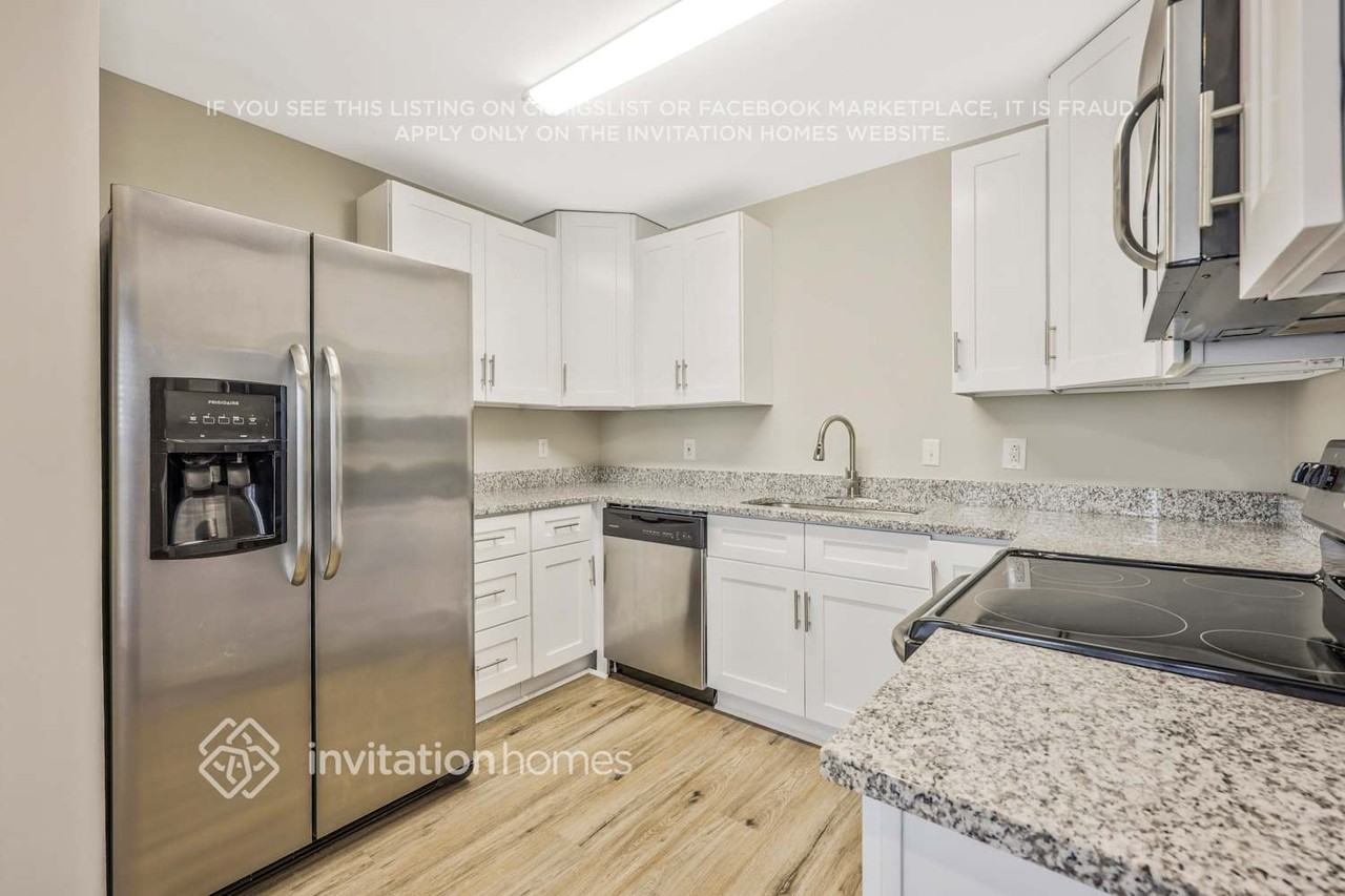 509 Heritage Ln - Photo 4 of 23