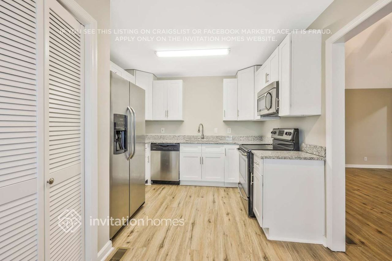 509 Heritage Ln - Photo 6 of 23