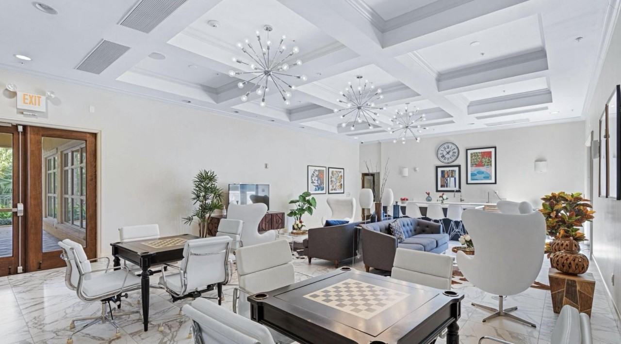 600 S Dixie Hwy - Photo 6 of 8