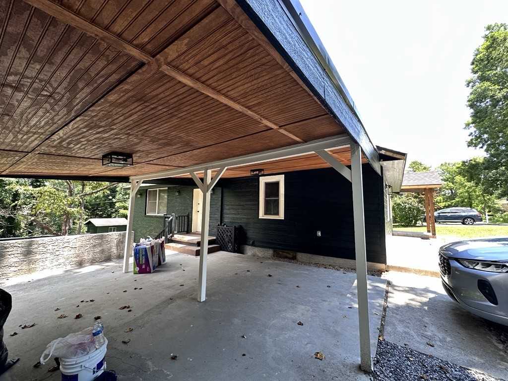 212 Wickins Drive - Photo 2 of 27