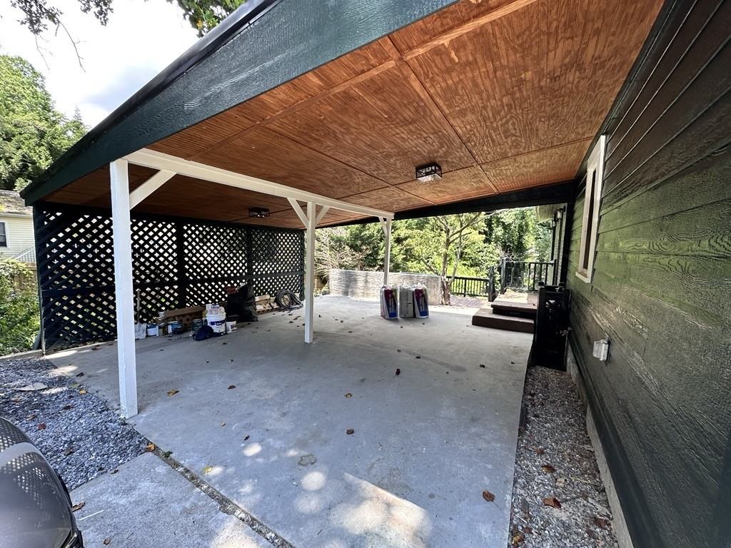 212 Wickins Drive - Photo 3 of 27