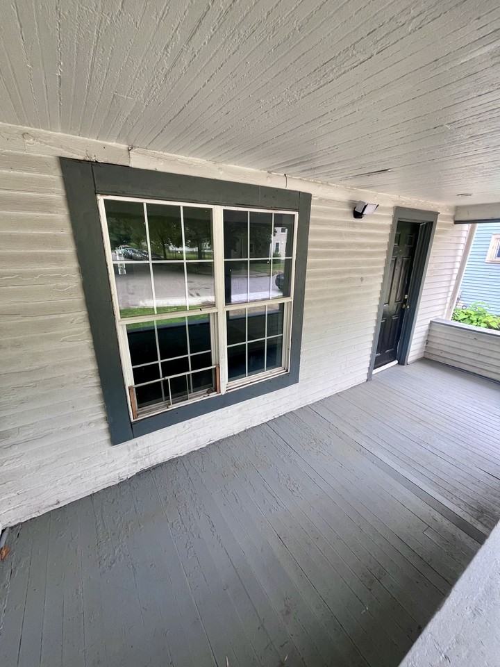 1139 March Street - Photo 3 of 30