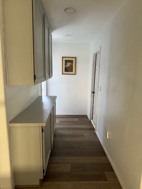 640 Baldurn Ave - Photo 7 of 50