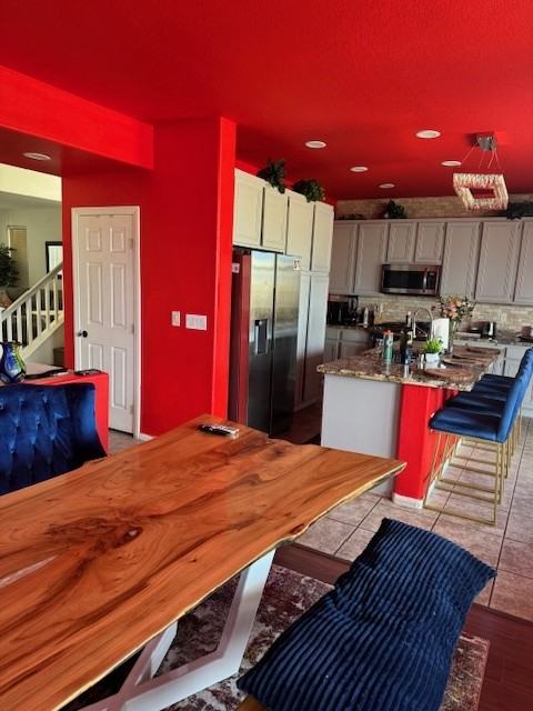 640 Baldurn Ave - Photo 5 of 50