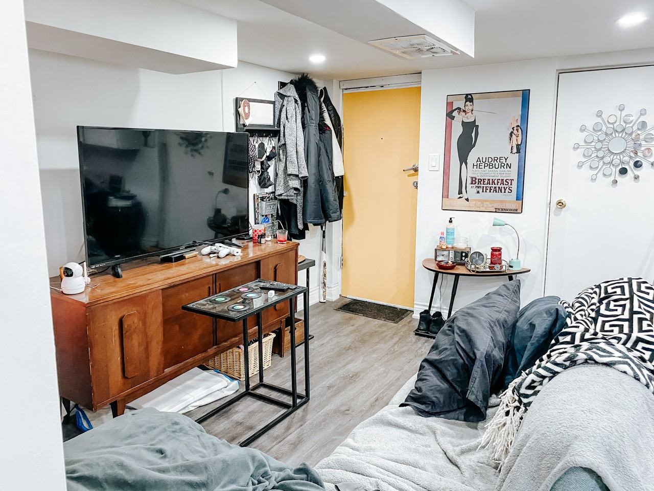 Dufferin St & Armstrong Ave #Lower