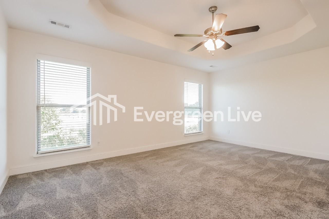 430 Nw 59 Ave - Photo 5 of 15
